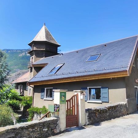 Château du Vigny - Maison d'hôtes Saint-Michel-de-Maurienne Extérieur photo