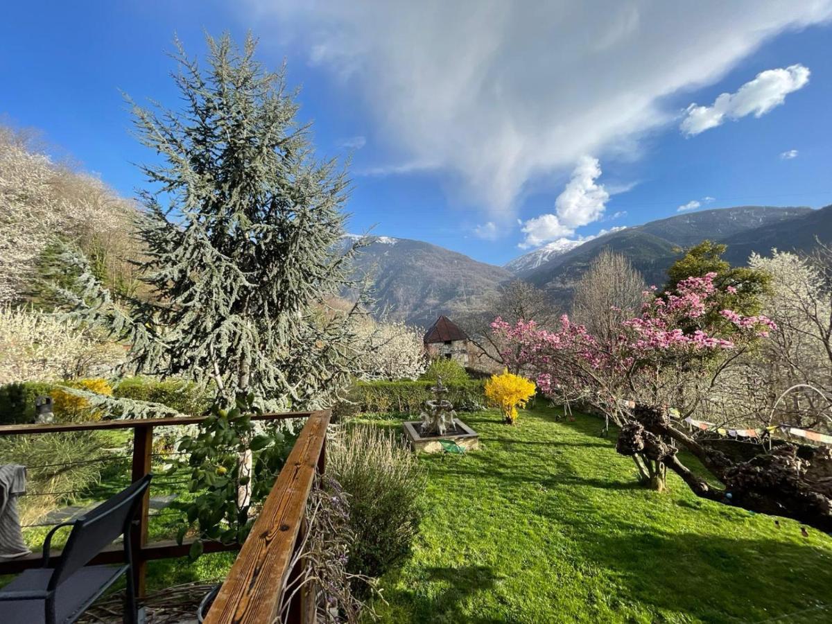 Château du Vigny - Maison d'hôtes Saint-Michel-de-Maurienne Extérieur photo