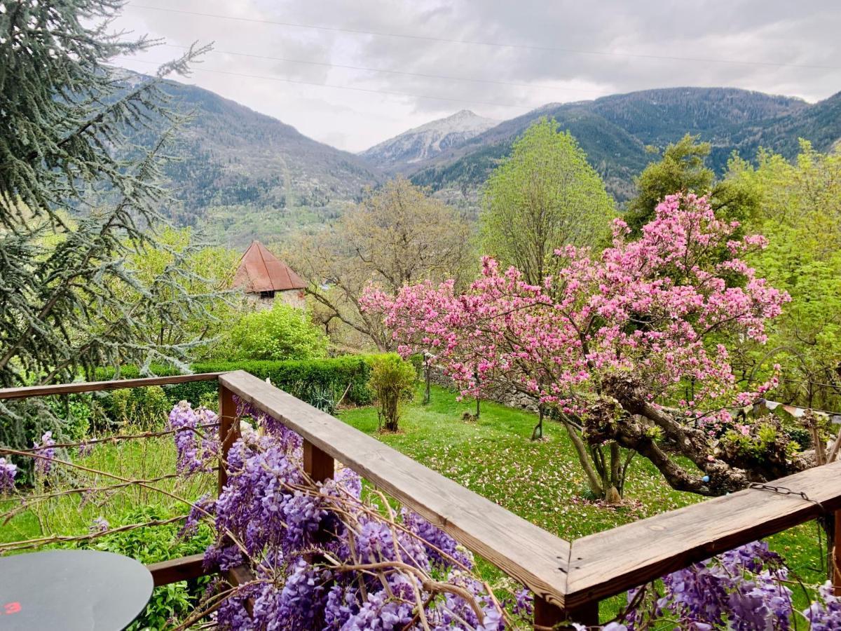 Château du Vigny - Maison d'hôtes Saint-Michel-de-Maurienne Extérieur photo