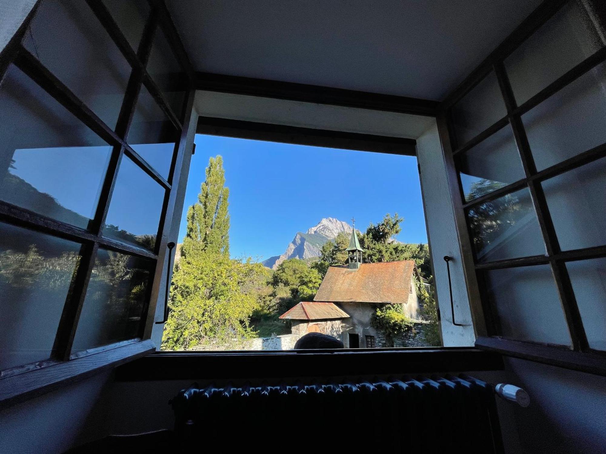 Château du Vigny - Maison d'hôtes Saint-Michel-de-Maurienne Extérieur photo